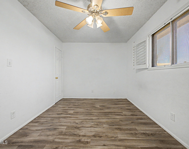 830 S Dobson Road - Photo Thumbnail 18