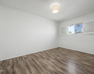 830 S Dobson Road - Photo Thumbnail 11