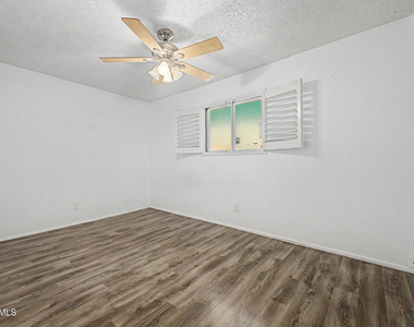 830 S Dobson Road - Photo Thumbnail 16