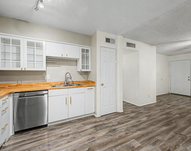 830 S Dobson Road - Photo Thumbnail 9