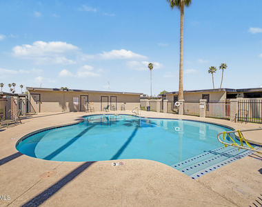 830 S Dobson Road - Photo Thumbnail 25