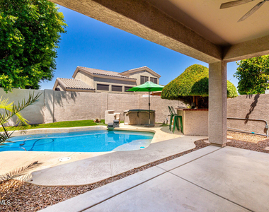 6804 W Lone Cactus Drive - Photo Thumbnail 44