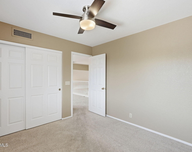 30405 N 42nd Street - Photo Thumbnail 25