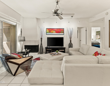 11333 N 92nd Street - Photo Thumbnail 14