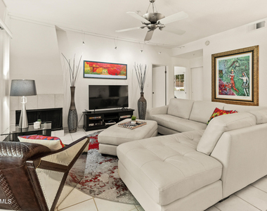 11333 N 92nd Street - Photo Thumbnail 12