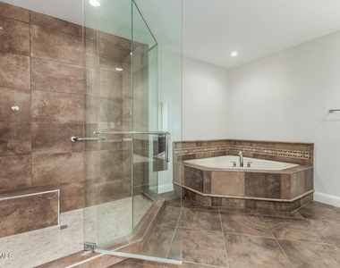 3801 N Goldwater Boulevard - Photo Thumbnail 28
