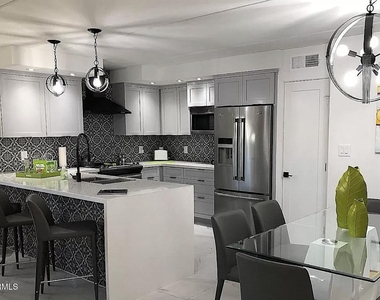 7401 E Northland Drive - Photo Thumbnail 1