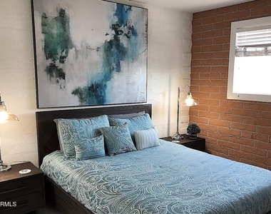 7401 E Northland Drive - Photo Thumbnail 5