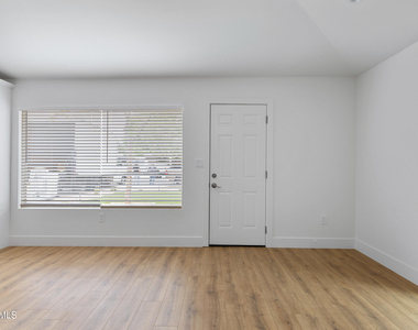 2045 S Hammond Drive - Photo Thumbnail 1