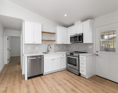 2045 S Hammond Drive - Photo Thumbnail 3