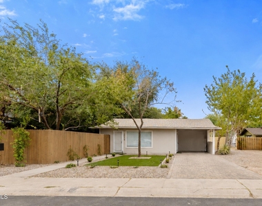2045 S Hammond Drive - Photo Thumbnail 20