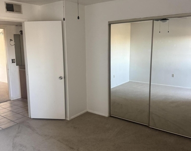 461 W Holmes Avenue - Photo Thumbnail 4