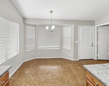 2110 N Ithica Street - Photo Thumbnail 4