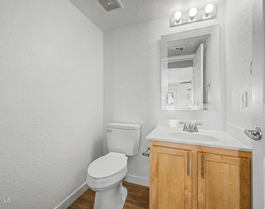 28433 N 47th Street - Photo Thumbnail 18