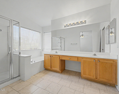 28433 N 47th Street - Photo Thumbnail 23