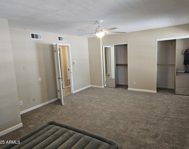 1409 E Alameda Drive - Photo Thumbnail 9