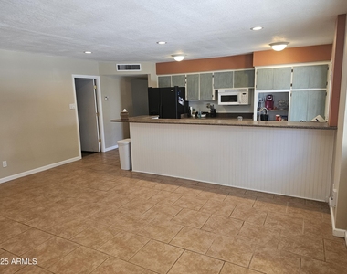 1409 E Alameda Drive - Photo Thumbnail 14