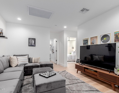 3426 E University Drive - Photo Thumbnail 17