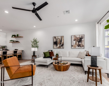 3426 E University Drive - Photo Thumbnail 4