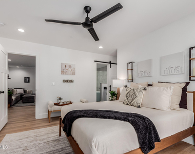 3426 E University Drive - Photo Thumbnail 11