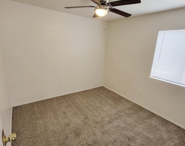 6155 E Greenway Street - Photo Thumbnail 16
