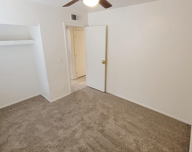 6155 E Greenway Street - Photo Thumbnail 17