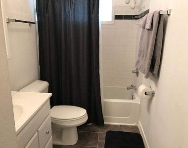 10654 W Alabama Avenue - Photo Thumbnail 11
