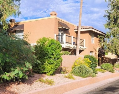 730 E North Lane - Photo Thumbnail 1