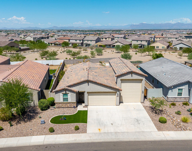 4370 W Suncup Drive - Photo Thumbnail 34