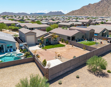4370 W Suncup Drive - Photo Thumbnail 38
