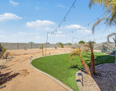 4370 W Suncup Drive - Photo Thumbnail 21