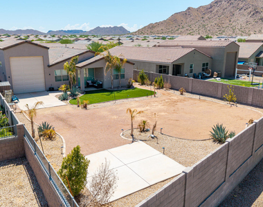 4370 W Suncup Drive - Photo Thumbnail 39
