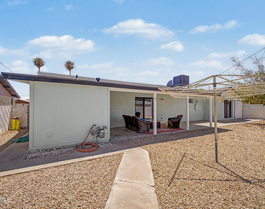 1010 W 13th Street - Photo Thumbnail 27