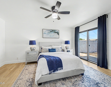 1010 W 13th Street - Photo Thumbnail 13