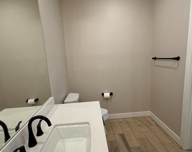 2121 W Sonoran Desert Drive - Photo Thumbnail 29