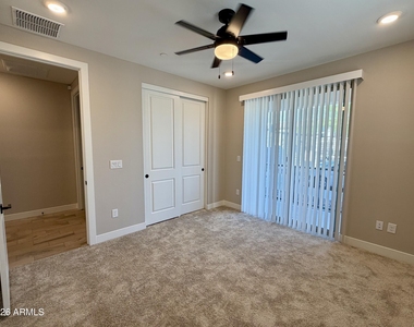 2121 W Sonoran Desert Drive - Photo Thumbnail 25