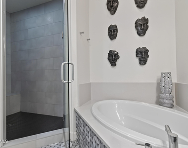 12358 S 178th Avenue - Photo Thumbnail 15