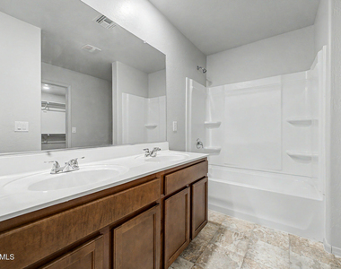 1353 W Pima Avenue - Photo Thumbnail 23