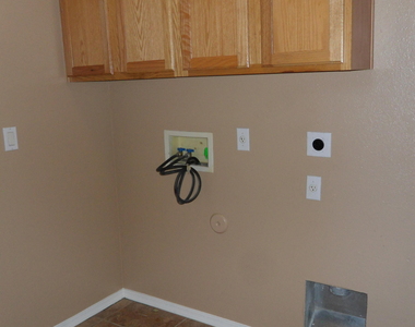 13900 N 146th Lane - Photo Thumbnail 6