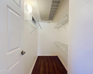 10330 W Thunderbird Boulevard - Photo Thumbnail 17