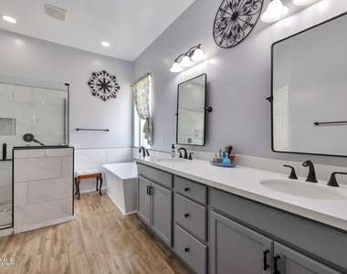 8807 W Carole Lane - Photo Thumbnail 19
