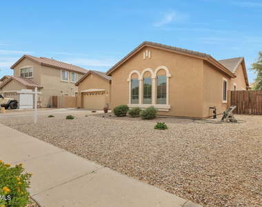 8807 W Carole Lane - Photo Thumbnail 1
