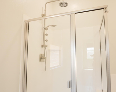 2413 W Sunland Avenue - Photo Thumbnail 8