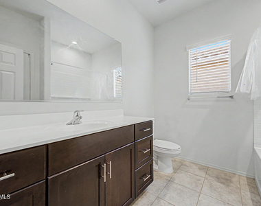 25273 W Atlanta Avenue - Photo Thumbnail 26