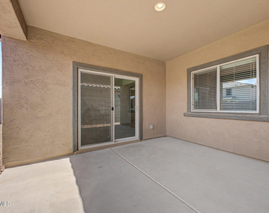 25273 W Atlanta Avenue - Photo Thumbnail 15