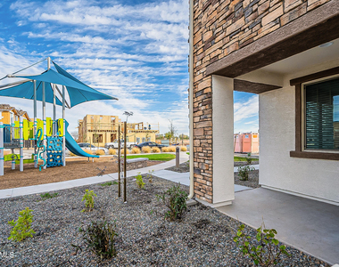 4100 S Pinelake Way - Photo Thumbnail 27