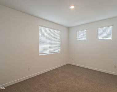 4100 S Pinelake Way - Photo Thumbnail 18