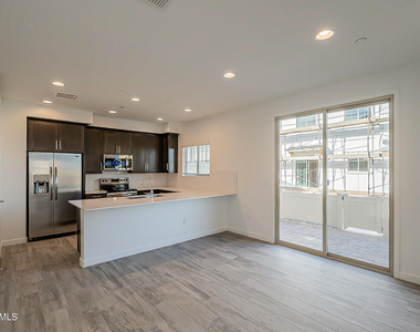 4100 S Pinelake Way - Photo Thumbnail 3