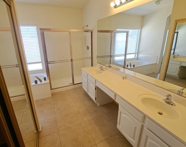 98 E Evelyn Lane - Photo Thumbnail 32