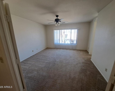 98 E Evelyn Lane - Photo Thumbnail 42